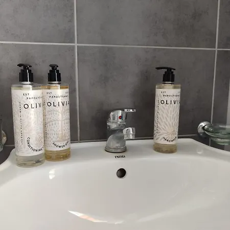 Veronika Appartement Qeparo