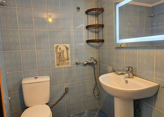 Veronika Apartament Qeparo