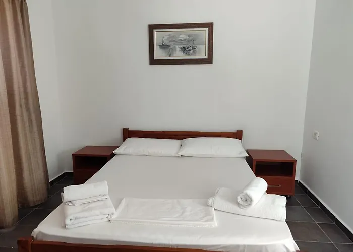 Apartament Veronika Qeparo